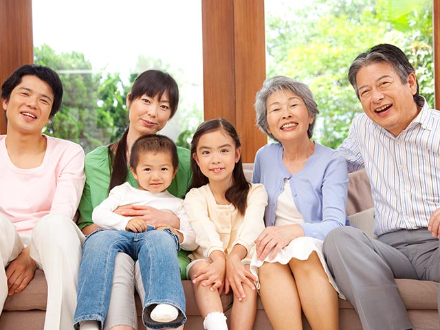 子供/家族の海外旅行保険も付帯のクレジットカー …