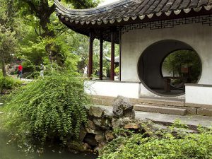entryimages_middle03_03